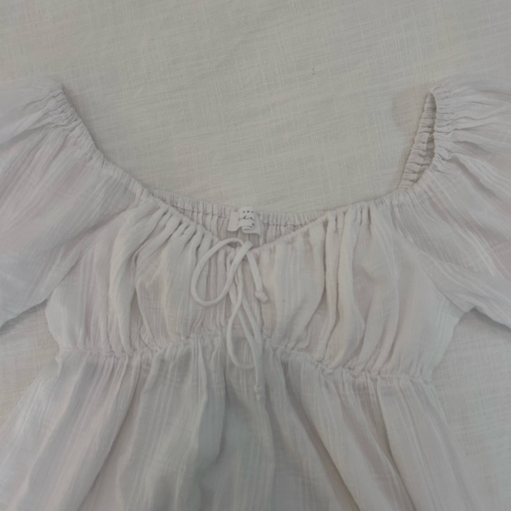 White Dress - Picture 3 of 4